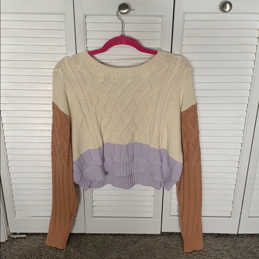 Kendall & Kylie sweater! worn once
